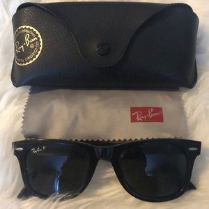 RayBans - Wayfarer in black